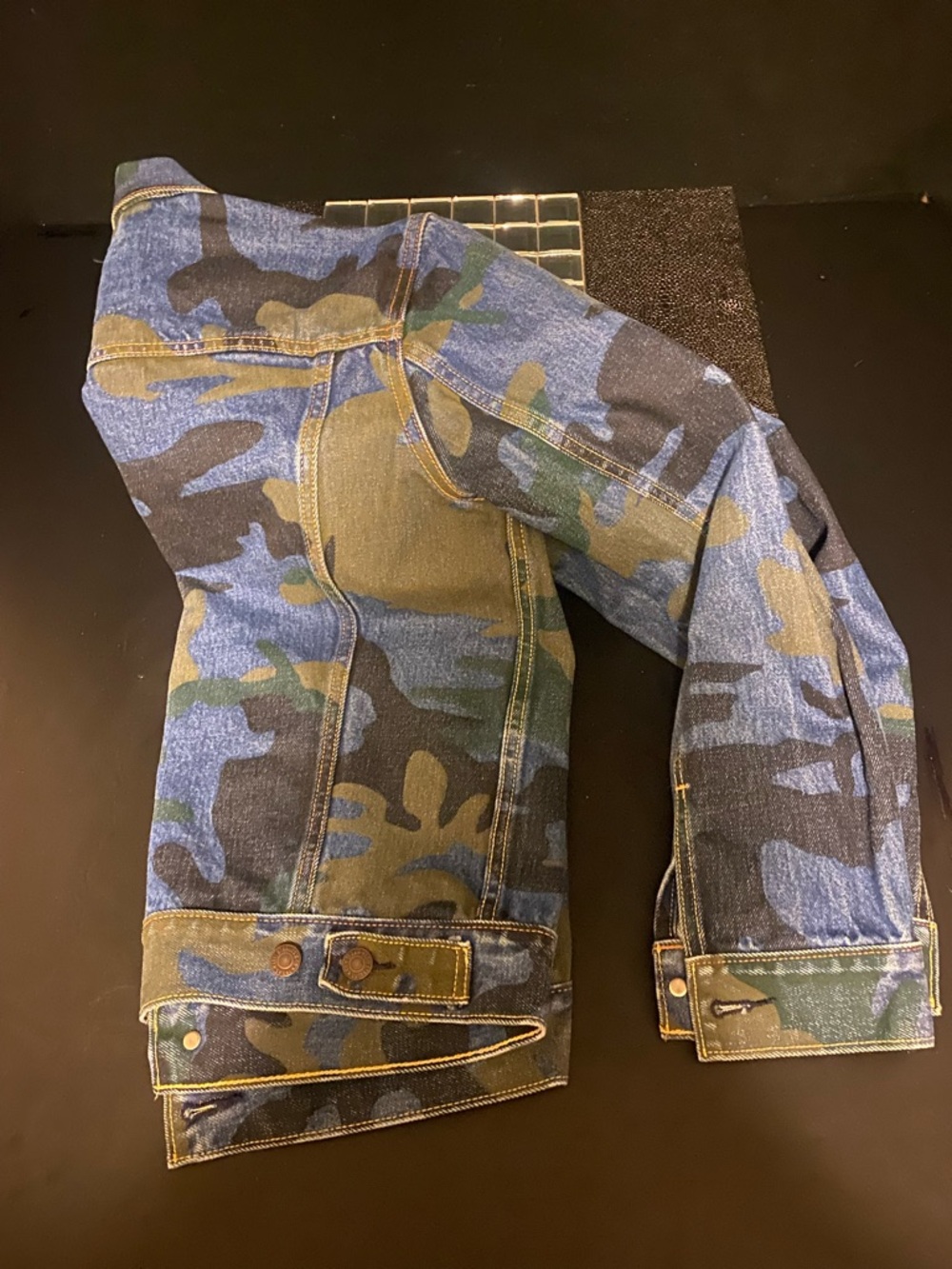 Levi's Blue and Green Camo Denim Jacket  Special Edition Only worn once - Picture 8 of 13